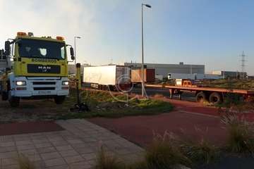 Incendio en una nave industrial de El Goro (Telde) donde se acumulan palets/TA.